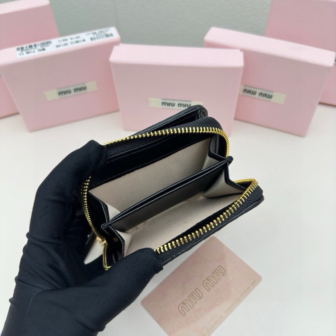 Small Matelassé Wallet 10 in Black Leather