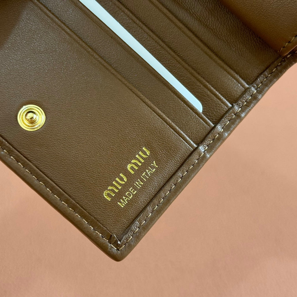 Small Matelassé Nappa Leather Wallet Caramel